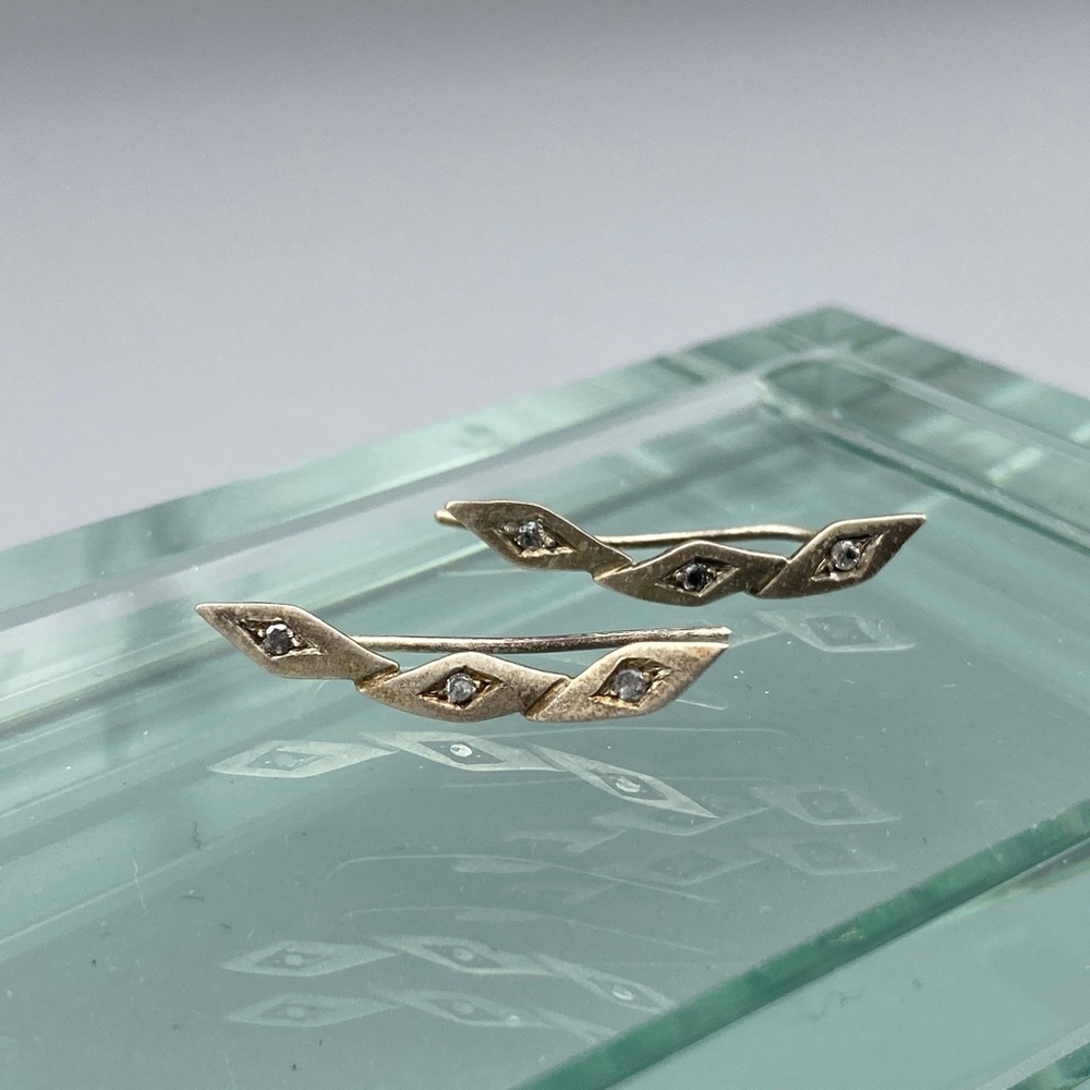Diamond Earrings Silver- NWOT - climb up earlobes - Picture 4 of 10